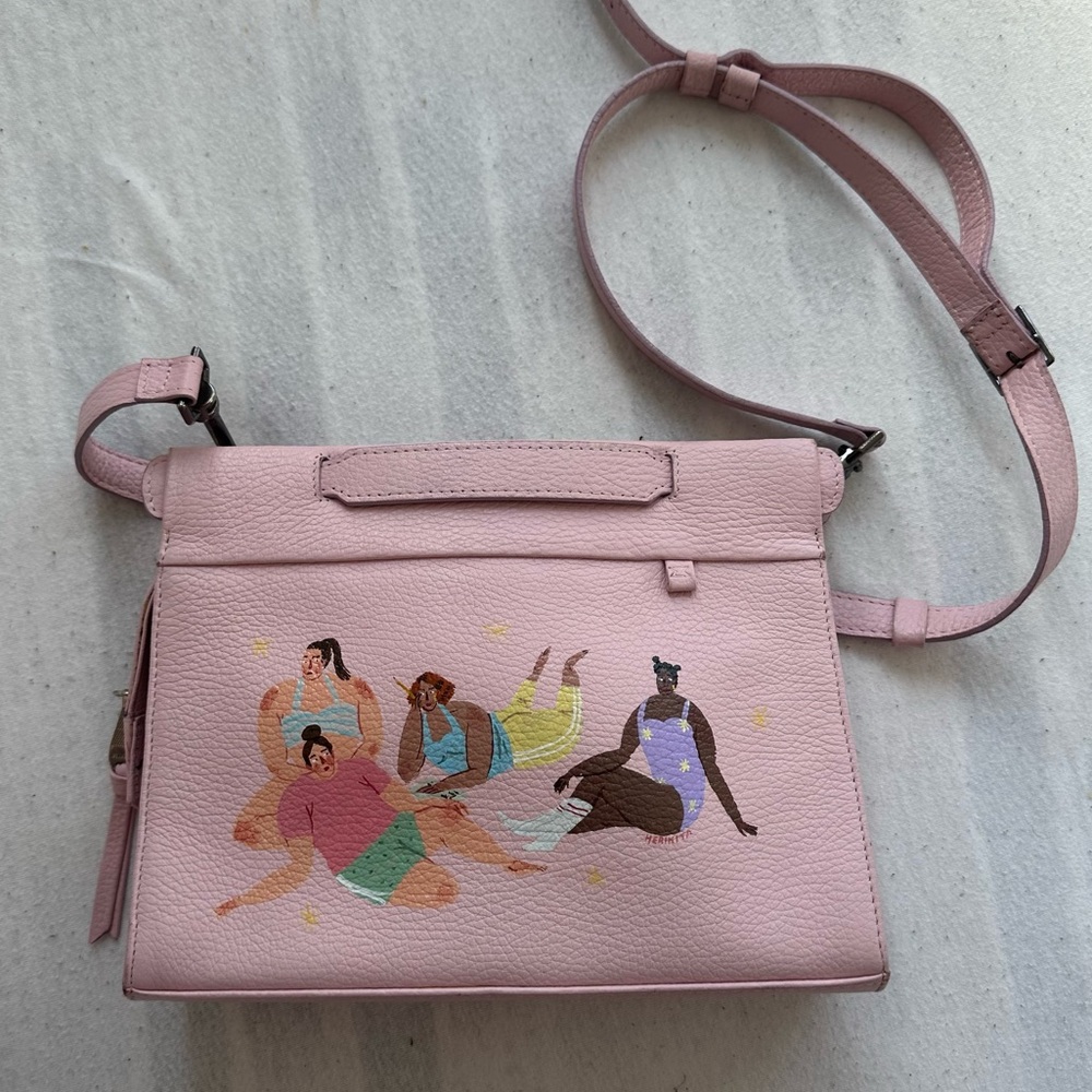 Min & Mon Pink HANDPAINTED Vali